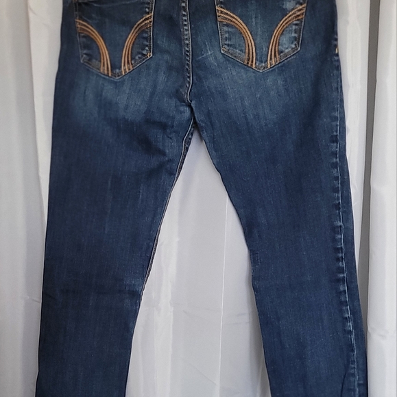 Hollister Jeans - Picture 2 of 3